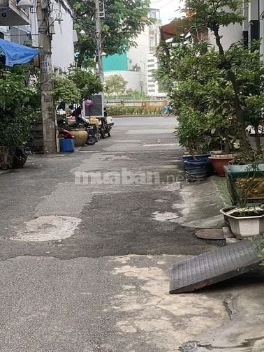 Cho thuê nhà hẻm 4m(XH) Phạm Văn Chí,P.7, Q.6 giá 11tr