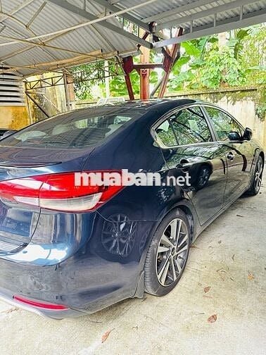 Kia Cerato 2028 1.6 AT Xanh đậm