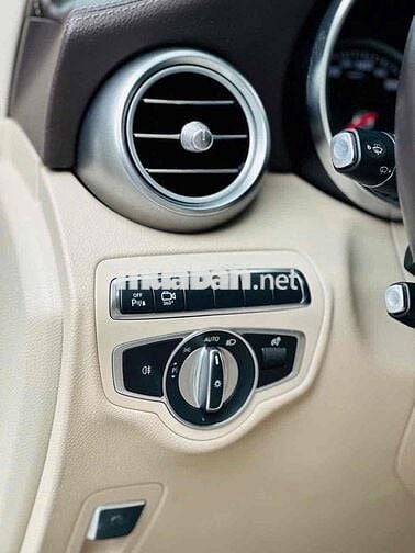 Mercedes-Benz GLC300 Coupe 2017 4MATIC