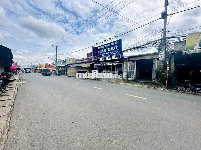 nhà ở và kinh doanh đa ngành nghề