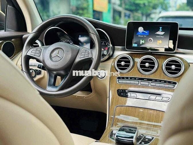Mercedes-Benz GLC300 Coupe 2017 4MATIC
