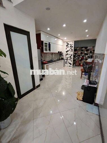 Chính chủ cần cho thuê nhà _Ô Tô đỗ cửa_Kinh doanh nhỏ lẻ