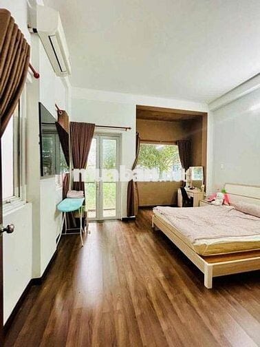 🌻CHO THUÊ NHÀ TRỆT LẦU CÓ NỘI THẤT ĐƯỜNG SỐ 10 KDC NAM LONG