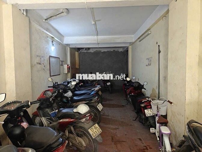 Bán CCMN-Lai Xá Mặt tiền 8m-105m2X6Tầng- 26phòng- Dòng tiền 70tr/tháng