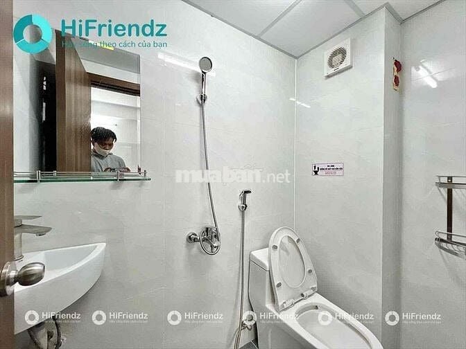 CHO THUÊ CĂN HỘ STUDIO BAN CÔNG GẦN NGAY VÒNG XOAY PHẠM VĂN ĐỒNG