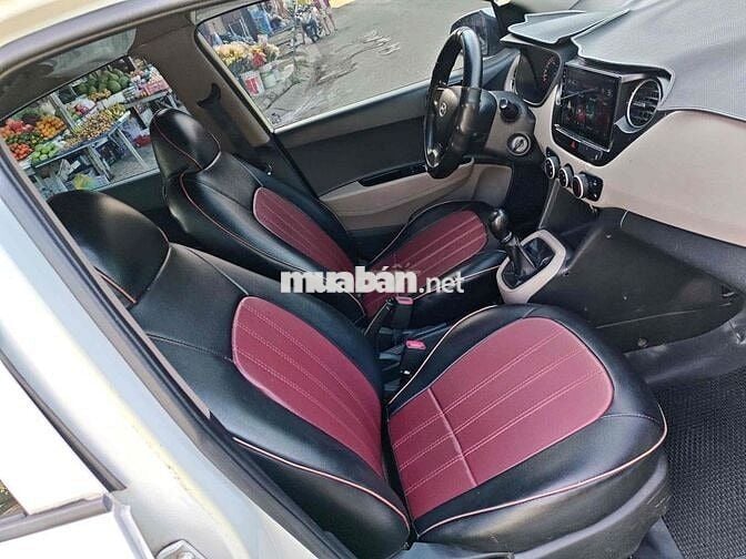 Hyundai Grand i10 2020 Sedan 1.2 MT Base - 83000 k