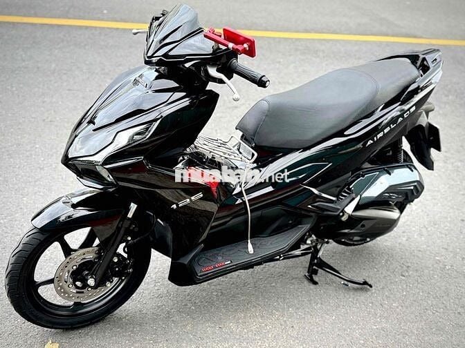 Honda Airblade 125 4Val 2023 Đen bóng