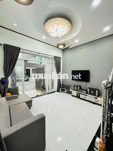 🌻CHO THUÊ NHÀ TRỆT LẦU CÓ NỘI THẤT ĐƯỜNG SỐ 10 KDC NAM LONG