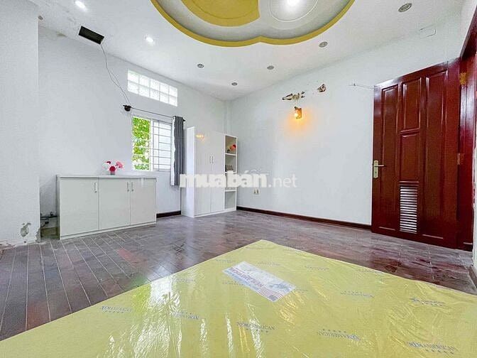 Phòng mới bao thoáng mát tại 56 Chuyên Dùng Chính p.Phú Mỹ Q7