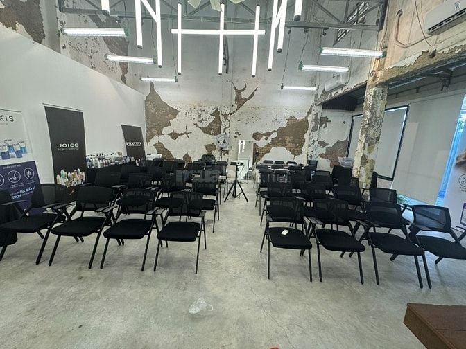 🔥 CHO THUÊ VĂN PHÒNG TẦNG 2 TẠI HOÀNG DIỆU, QUẬN 4 - 131M² - KHÔNG 