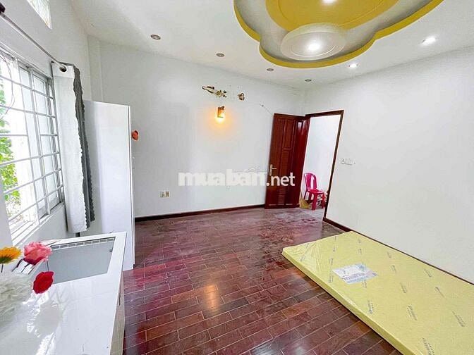 Phòng mới bao thoáng mát tại 56 Chuyên Dùng Chính p.Phú Mỹ Q7