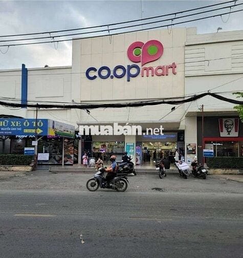 A. CHÁNH BÁN NHÀ 47M2 - MT ĐƯỜNG NGUYỄN ẢNH THỦ VÀO