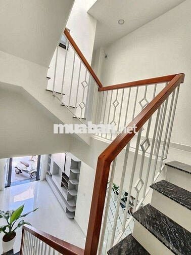 BÁN NHÀ MẶT TIỀN KINH DOANH TRUNG MỸ TÂY - 44M2- GIÁ CHỈ 4.1 TỶ