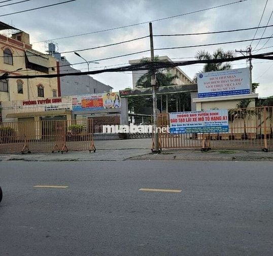 A. CHÁNH BÁN NHÀ 47M2 - MT ĐƯỜNG NGUYỄN ẢNH THỦ VÀO