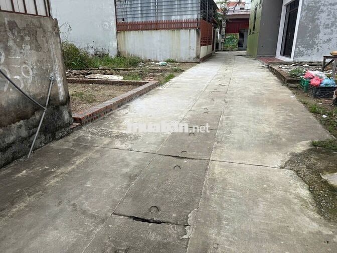 Đất đẹp tổ 9, Quang Minh, Mê Linh. Vị trí đắc địa. Gần trường CD Y