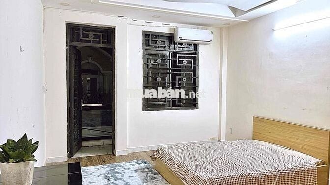 Phòng ban công có nội thất - Phạm Văn Bạch