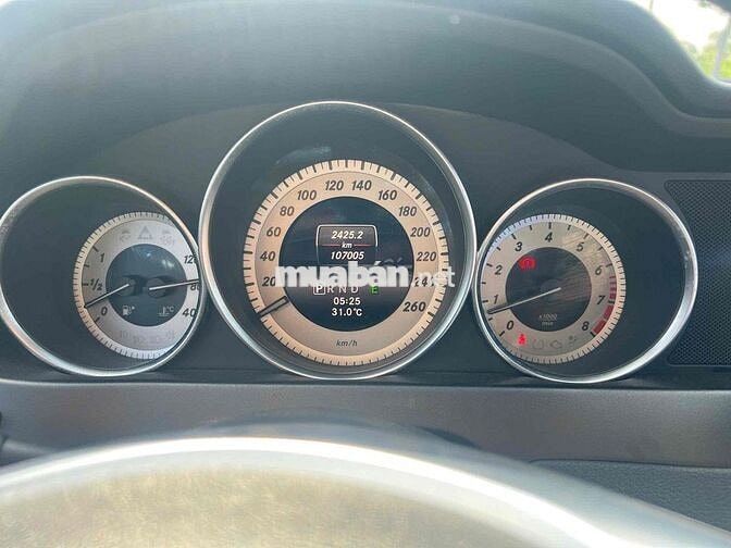 Mercedes-Benz C300 AMG model 2012