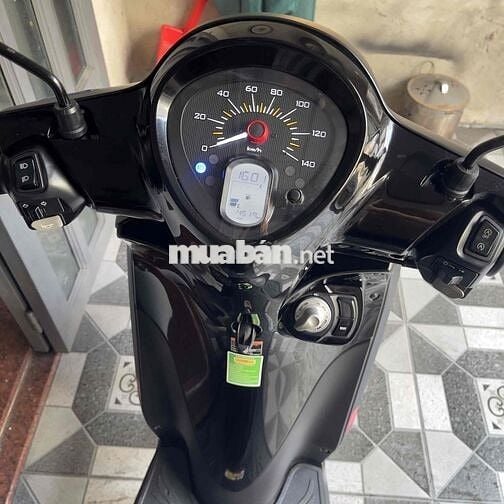 Janus 2022 limited smartkey lướt 99%, bstp 9 chủ