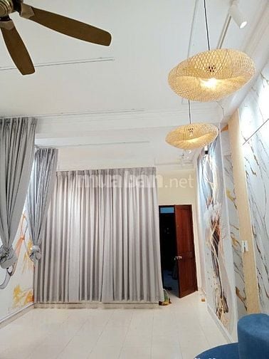 Cho thuê nhà nguyên căn 4x16m,4 lầu Phan Xích Long - Hoa Lan Phú Nhuận