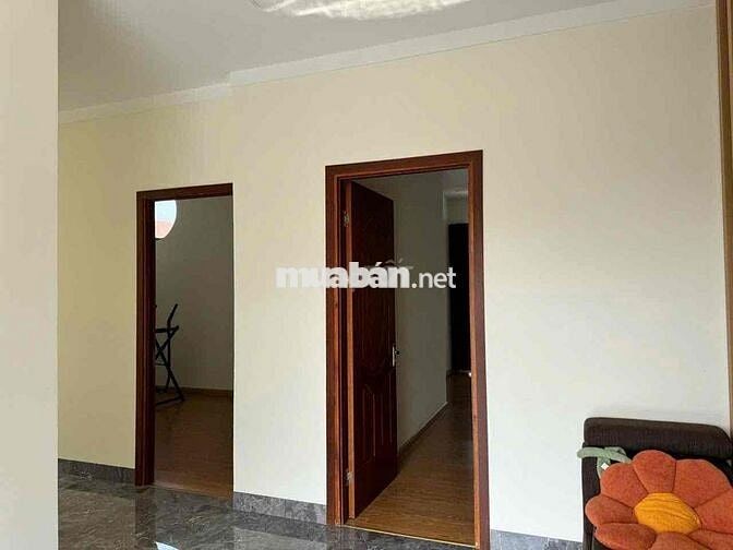 NHÀ MẶT TIỀN KD TRUNG TÂM TP 3 LẦU