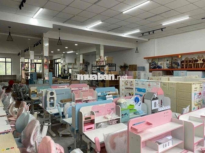 NHÀ MẶT TIỀN KD TRUNG TÂM TP 3 LẦU