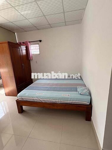 Mới- phòng 30m2 - ban công - ngay vinhomes central park