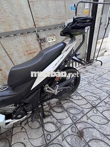 Honda Winner Trắng đen Côn tay Thể thao