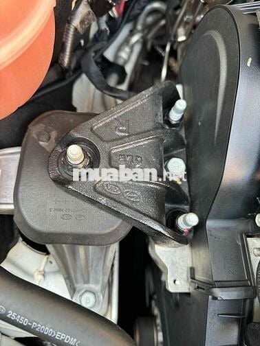 Hyundai Santa Fe 2021 2.2 Dầu 70000 km