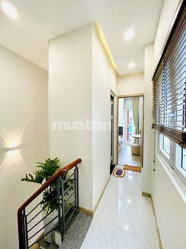 Mặt tiền KD nguyễn trọng tuyển 43.5m2 dtsd 2 tầng 2pn chỉ nhỉn