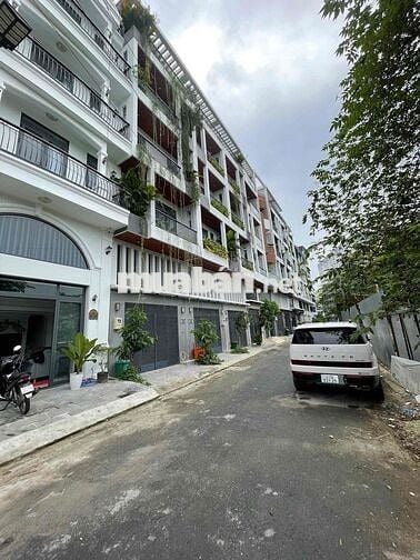 bán nhà dt 4.6m x 8.5m đúc 4 tấm đường 59 phường 14 gò vấp