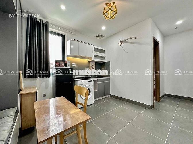 CHDV full nội thất 1pn ban công cửa sổ cực thoáng ngay sân bay TSN