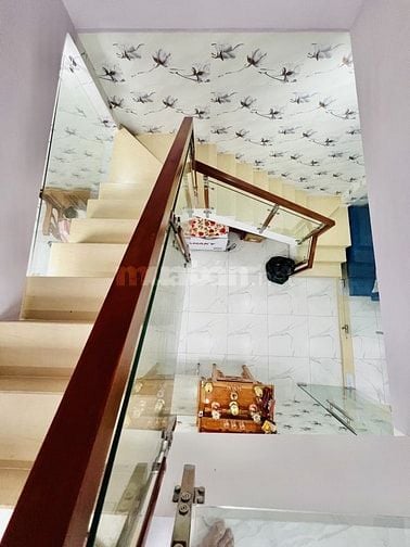 GẤP BÁN MT HOA LAN- KHU PHAN XÍCH LONG- NGANG 4,5M- 5 TẦNG- 16,x TỶ