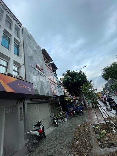 Cho thuê nhà mặt tiền Lý Thường Kiệt, P.15, Q.11 giá 28tr