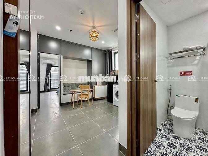 CHDV full nội thất 1pn ban công cửa sổ cực thoáng ngay sân bay TSN