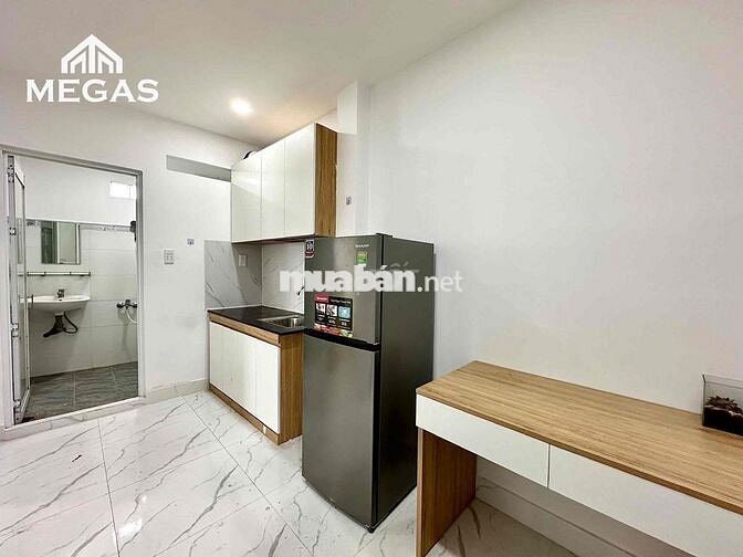 CĂN HỘ 2 PHÒNG NGỦ GIÁ RẺ - ĐẦY ĐỦ TIỆN NGHI - NGAY SÁT PHẠM VĂN ĐỒNG