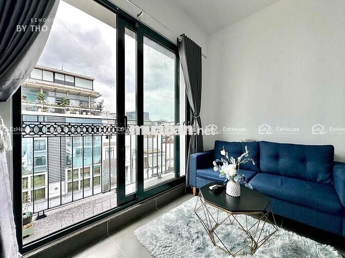 CHDV full nội thất 1pn ban công cửa sổ cực thoáng ngay sân bay TSN
