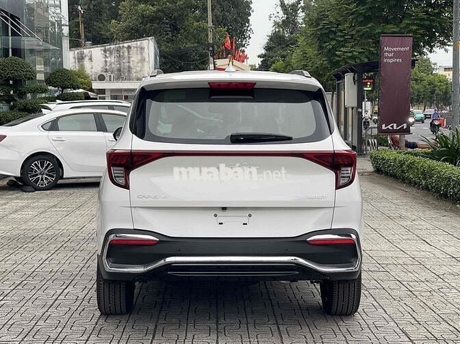 Kia Carens 2025 1.5G Luxury - Giảm 50% thuế