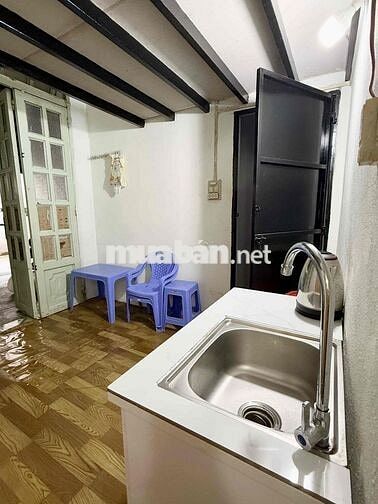 Cho Thuê phòng hẻm 88 nguyễn văn quỳ cách UFM-KCX 3km