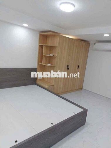 GẦN TRƯỜNG ĐẠI HỌC NGÂN HÀNG HOÀNG DIỆU 2 NHÀ ĐẸP 4 PHÒNG NGỦ FULL NT