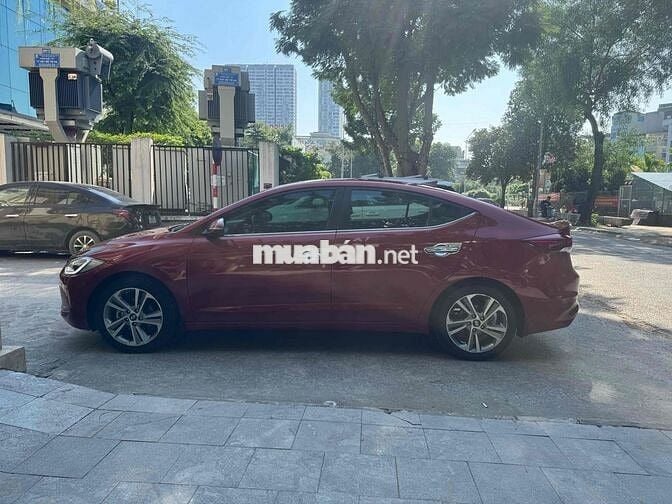 Hyundai Elantra 2018 2.0 AT - 79000 km