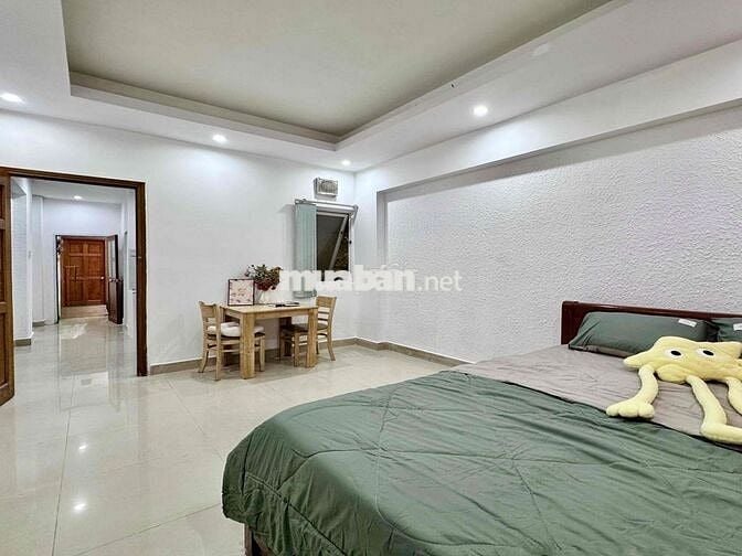 Phòng chính chủ full nội thất tách bếp cực rộng khu Nhà Ga T3 - ETOWN