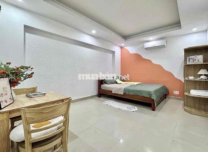 Phòng chính chủ full nội thất tách bếp cực rộng khu Nhà Ga T3 - ETOWN