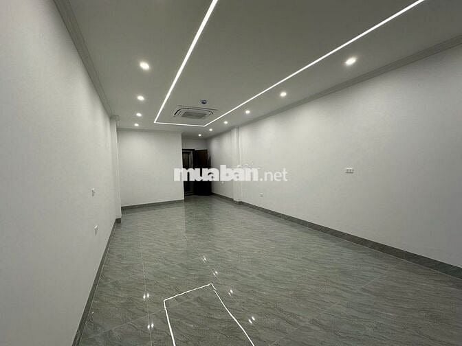 Mặt bằng kinh doanh phố Chùa Láng- 4 tầng- 50m2