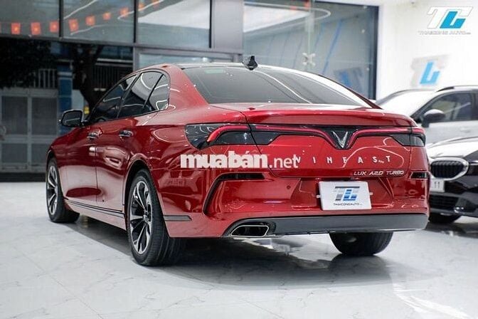 VinFast Lux A2.0 2022 lướt trang bị option nhiều