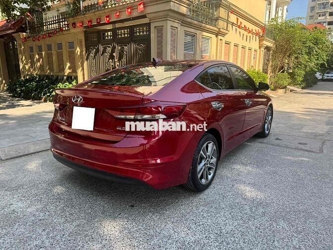 Hyundai Elantra 2018 2.0 AT - 79000 km