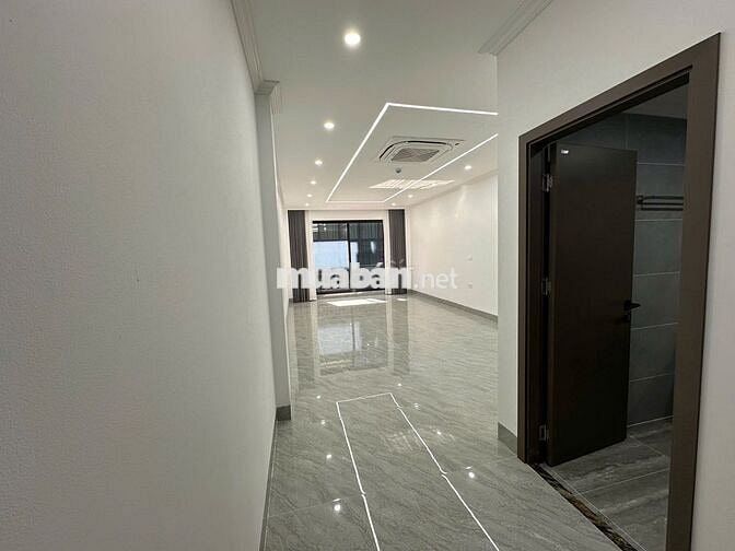 Mặt bằng kinh doanh phố Chùa Láng- 4 tầng- 50m2