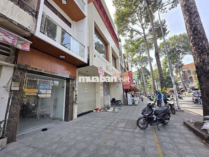 Mặt tiền Ngô Gia Tự khu phố nội thất kế bên KFC