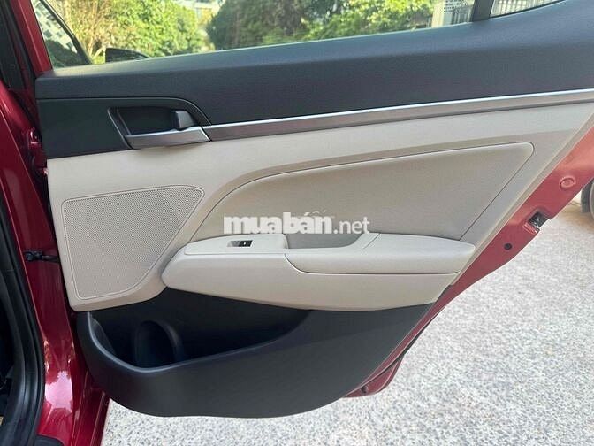 Hyundai Elantra 2018 2.0 AT - 79000 km