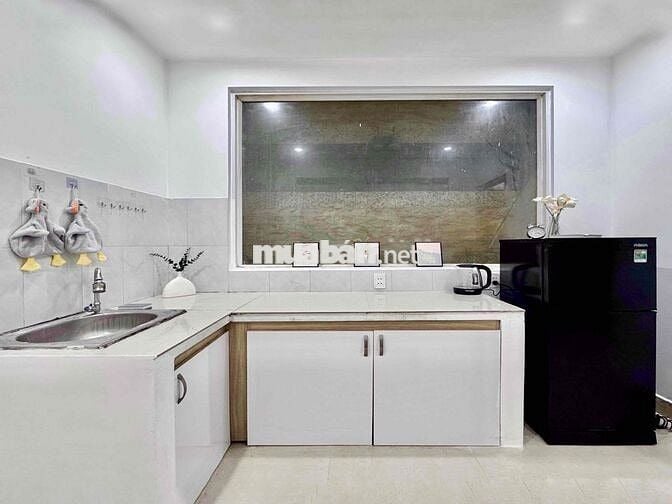 Phòng chính chủ full nội thất tách bếp cực rộng khu Nhà Ga T3 - ETOWN