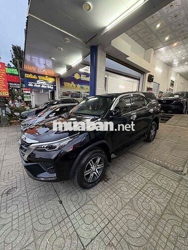 Toyota Fortuner 2025 2.4L 4x2 AT - 21000 km